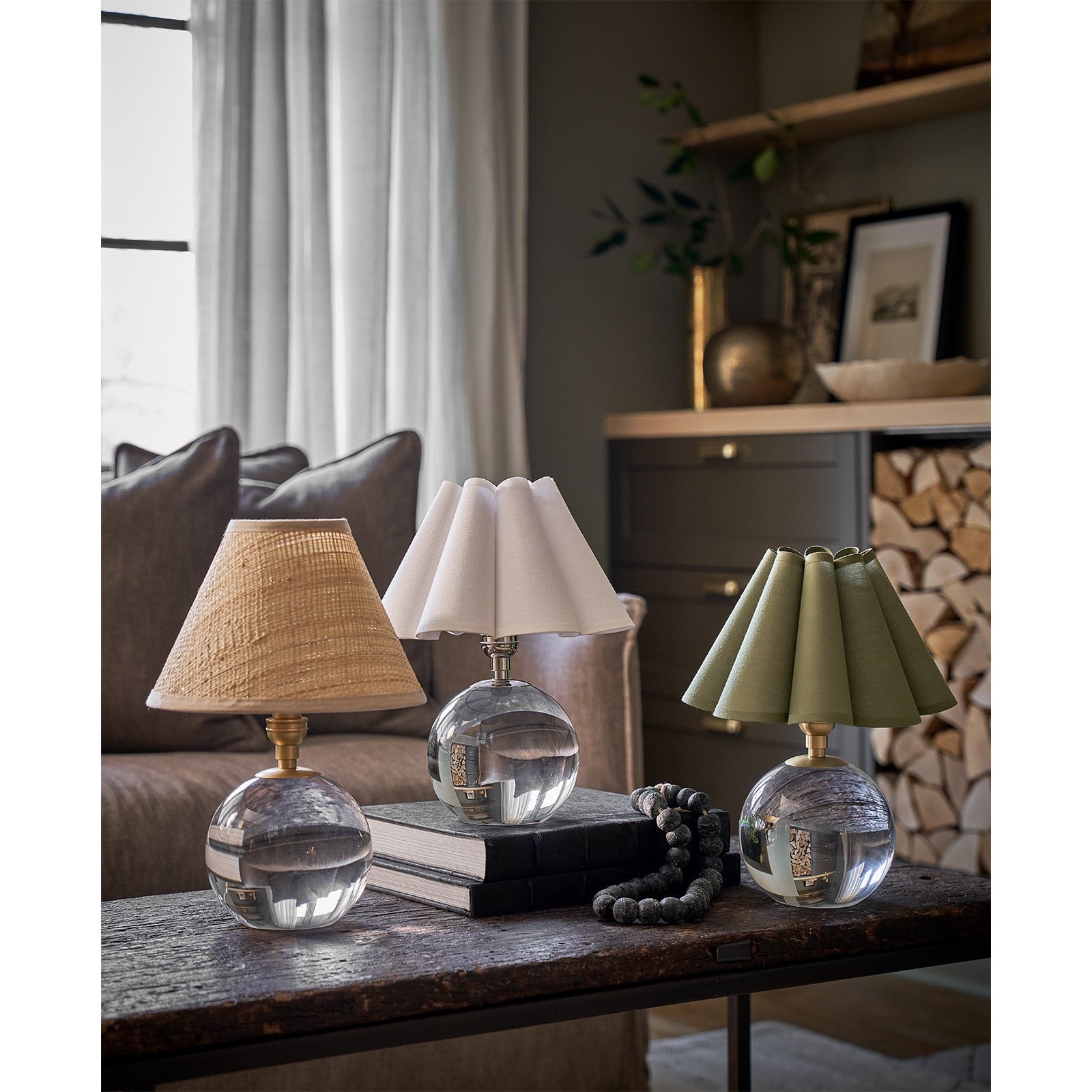 Regina Andrew Giorgio Crystal Mini Lamp (Natural Brass with Rattan Shade)