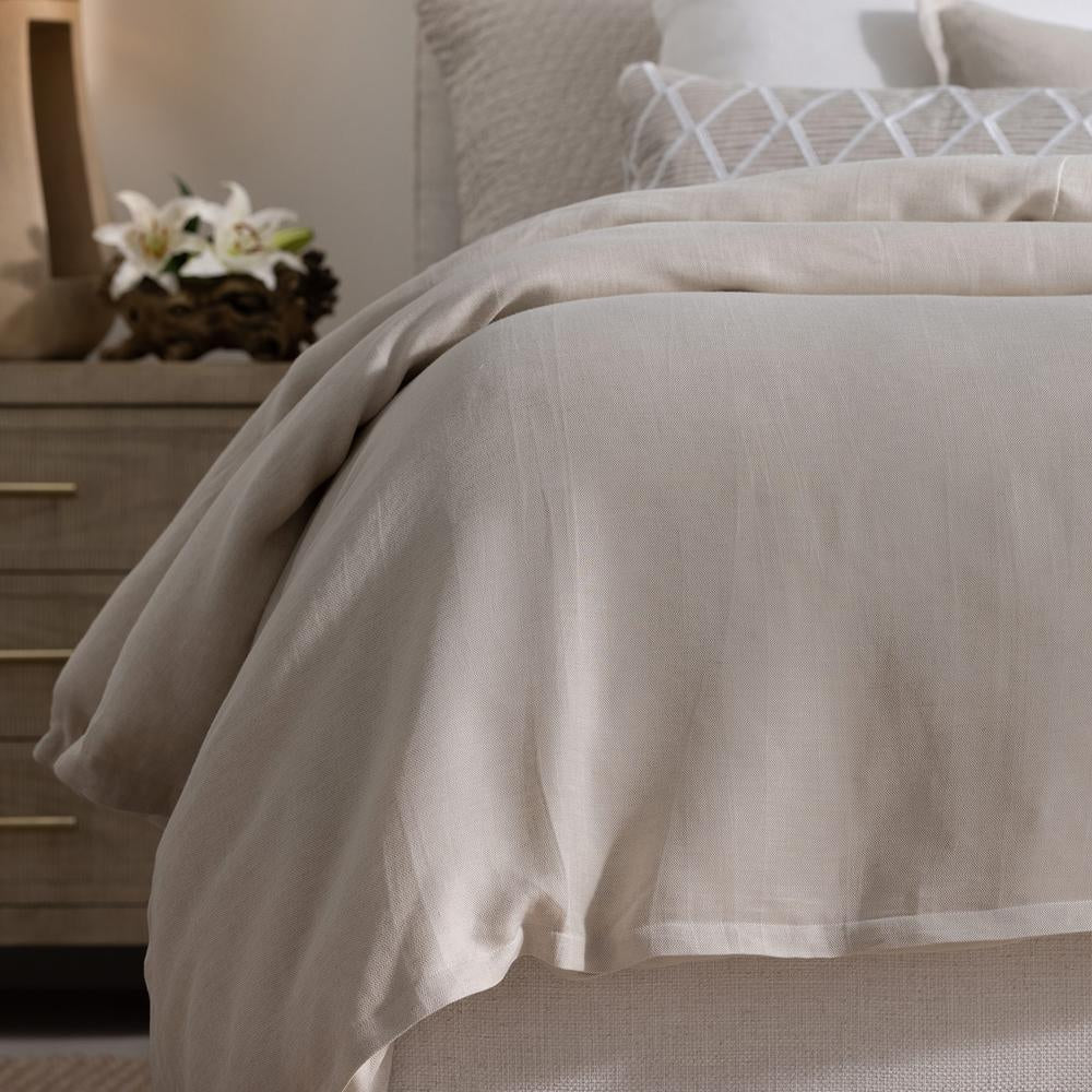 luxury bedding, high thread count bedding, luxury linens